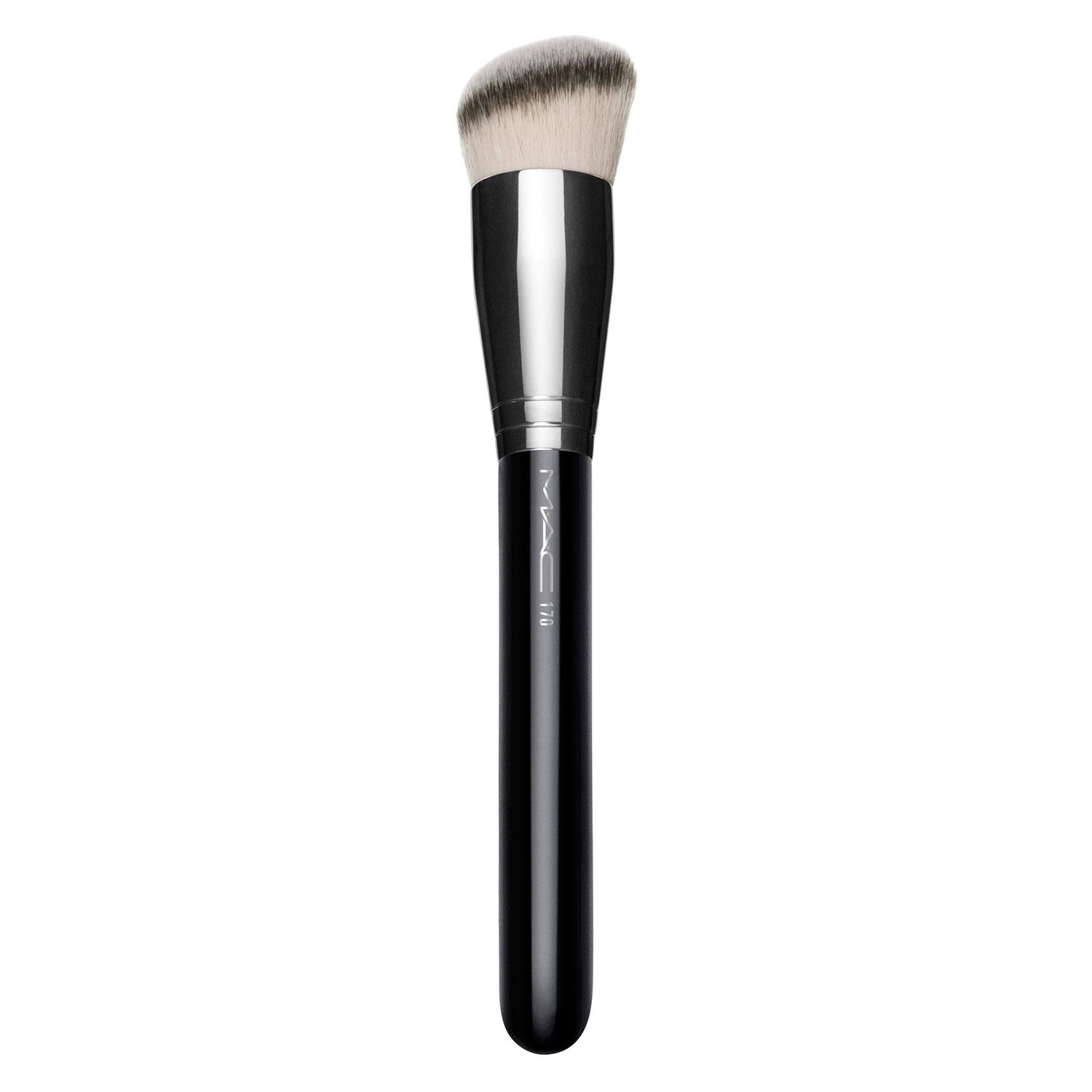 M·A·C Tools - Synthetic Rounded Slant Brush 170